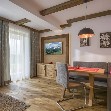 Bergmoment - Adults Only *