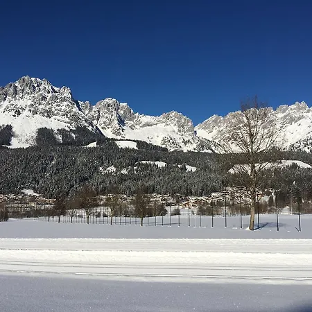 Bergmoment - Adults Only